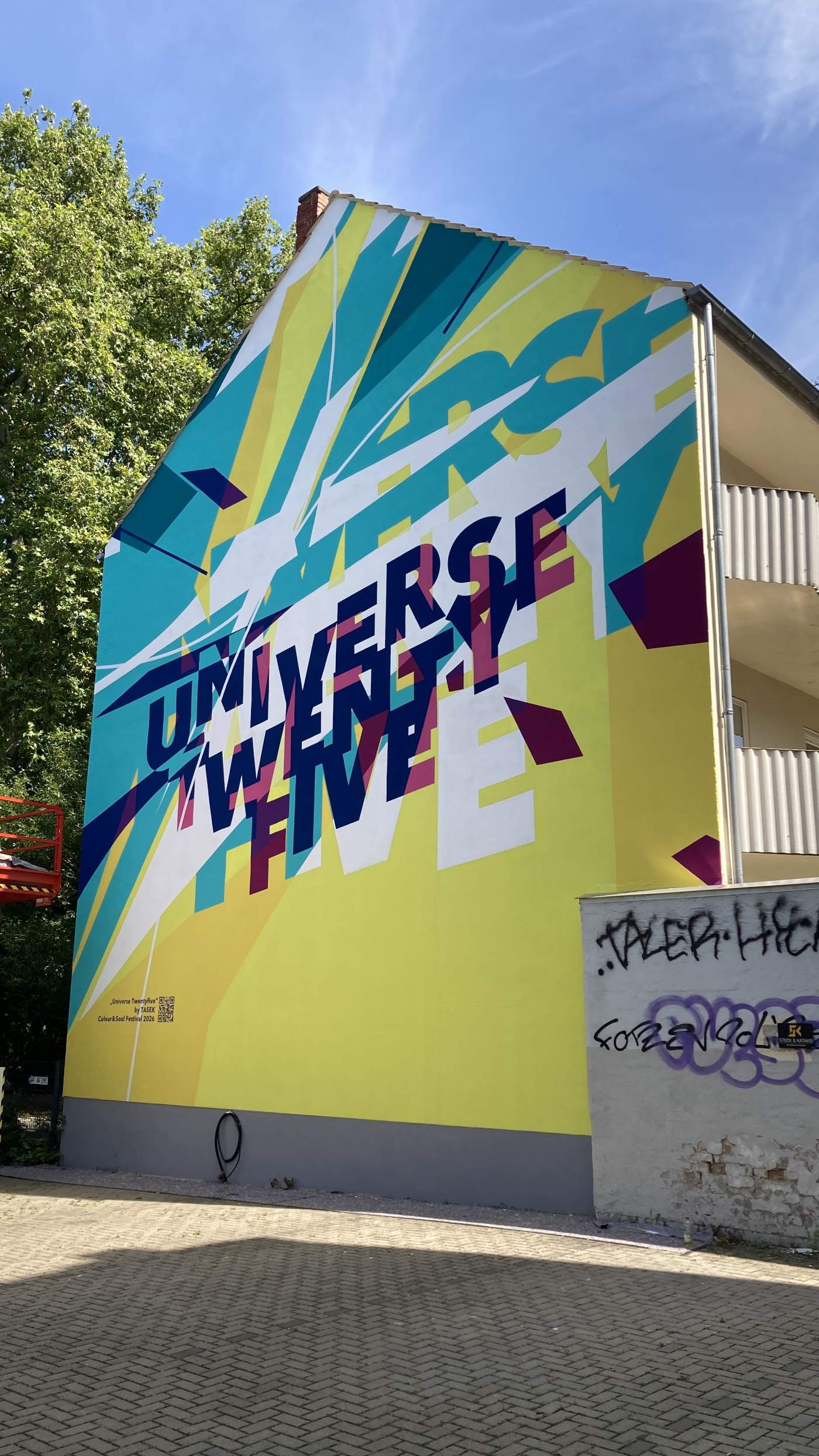 Tasek – Universe Twenty Five5 